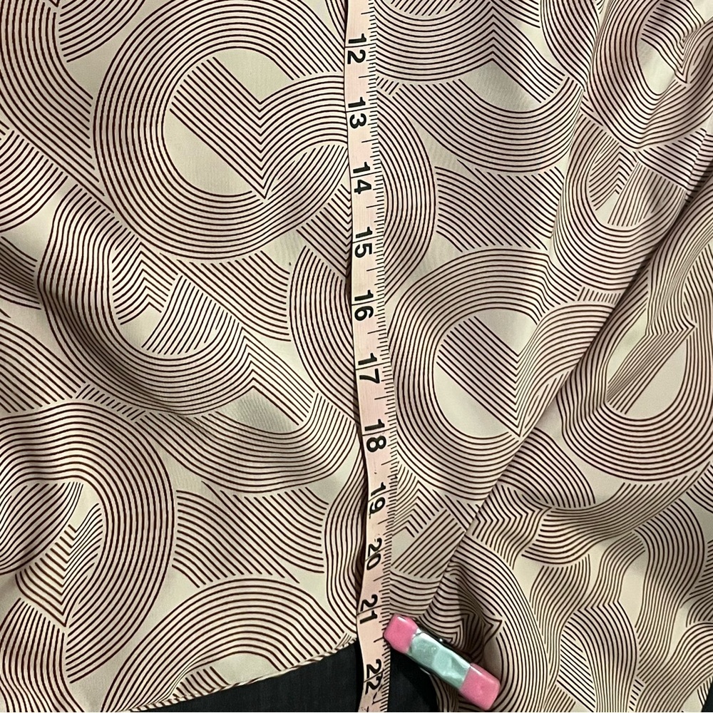 Beautiful Worthington Top, Pink and Burgandy 3/4 Puffed Sleeve. Size: Xtra Small - Picture 3 of 7